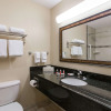 Отель Days Inn & Suites by Wyndham Fort Pierce I-95, фото 7