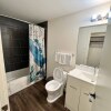 Отель Dt 1bed 1bath Cozy Suite 8 Min Walk To Arena, фото 6