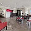 Отель Red Roof Inn Plus+ Galveston - Beachfront, фото 19