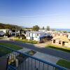 Отель Lorne Ocean Sun Apartments в Лорне