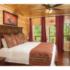 Отель Sycamore Mansion Fourteenbedroom Cabin, фото 21