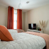 Отель Lawsons Place - Family-friendly Apartment With Parking on Babbacombe Downs, фото 4
