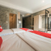 Отель OYO 347 Southside Residence, фото 3
