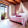 Отель Beachfront Stone Villa With Private Pool, фото 4