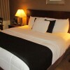 Отель Fairbridge Inn & Suites, фото 9