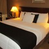 Отель Fairbridge Inn & Suites, фото 6