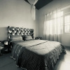 Отель Room in House - Spacious Double Room With Parking and Wifi, фото 2