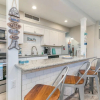 Отель Hadnott Beach Cottage, фото 20
