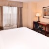 Отель Holiday Inn Express Hotel & Suites Edmonton North, an IHG Hotel, фото 5