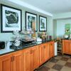 Отель Hampton Inn & Suites Rockland, фото 29