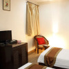 Отель OYO Rooms Hauz Khas District Park, фото 4