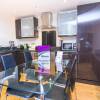 Отель Modern 2 bed apartment in London - RGB 65388, фото 30