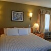 Отель Rodeway Inn & Suites, фото 17