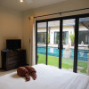 Отель Vacation Pool Villa Naiharn Phuket, фото 5