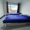 Отель Harewood Lodge - Single and Double Rooms Self Serve Apartment, фото 2