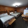 Отель Outdoorsman  Motel в Ваве
