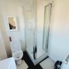 Отель Room in Guest Room - Ensuite Double Room, Full Kitchen, in 3-bed Home, фото 9