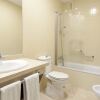 Отель Apartamentos Vértice Sevilla Aljarafe, фото 8
