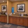 Отель Hampton Inn & Suites Bakersfield North-Airport, фото 26