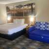 Отель Days Inn & Suites by Wyndham Mobile, фото 2
