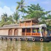Отель 6 BHK Houseboat in Finishing Point, Alappuzha, by GuestHouser (C0B5), фото 11