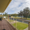 Отель Hybiscus Waterfront Apartments, фото 8