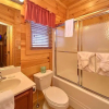 Отель Tennessee Walts 4 Bedroom Mountain View Home with Hot Tub, фото 3