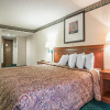 Отель Rodeway Inn & Suites, фото 4