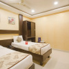 Отель OYO 10225 Hotel Sree Chandana, фото 3