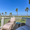 Отель Galveston 'kahala Beach Bliss' w/ Deck & Views!, фото 7
