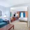 Отель Holiday Inn Express Hotel & Suites Brattleboro, an IHG Hotel, фото 2