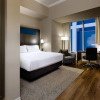 Отель One King West Hotel & Residence, фото 5