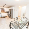 Отель Fallsview Family Home, фото 13