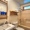 Отель 'melemele' Kapa'a Cottage: 1 Block to Beach!, фото 8