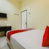 Отель Wisma Cahaya Abadi Guest House by OYO Rooms, фото 15