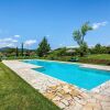 Отель Tuscan Farmhouse in Montescudaio near Sea, фото 1