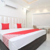 Отель P Grand By OYO Rooms, фото 6