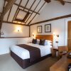 Отель Tewin Bury Farm Hotel, фото 3