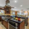 Отель Luxury 4br4ba Villa w Hottub Pool Ocean Views, фото 12