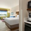 Отель Holiday Inn Express And Suites Ukiah, фото 7