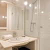 Отель Amazing 3 Bedroom Apartment With Balcony in Lesseps, фото 24