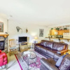Отель Tenderfoot Lodge 1 Bedroom at the Mountain House Base, фото 6