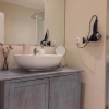 Отель Peaceful Top Floor Apt W Balconies - Cambridge RIGHT - AC, фото 7