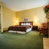 Отель Peterborough Inn & Suites Hotel, фото 11