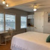 Отель Bridge 1 Bradenton Beach - studio Br Hotel Room, фото 5