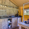 Отель Glamping Tent With Kitchen Near Zwolle, фото 5