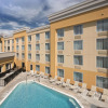 Отель La Quinta Inn & Suites by Wyndham Lynchburg at Liberty Univ., фото 14