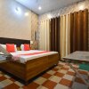 Отель OYO 26638 Kapoor Guest House, фото 1