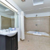 Отель Rodeway Inn & Suites, фото 7