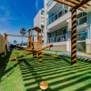 Отель Residencial Ilha de Santorini, 100 m da Praia, Pico de Surfe, Piscina, Portaria 24 horas, Academia, , фото 15